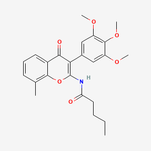 molecular formula C24H27NO6 B2488475 N-[8-methyl-4-oxo-3-(3,4,5-trimethoxyphenyl)-4H-chromen-2-yl]pentanamide CAS No. 898922-00-4