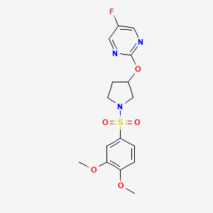 molecular formula C16H18FN3O5S B2488650 2-((1-((3,4-二甲氧基苯基)磺酰基)吡咯啉-3-基)氧基)-5-氟嘧啶 CAS No. 2034246-46-1