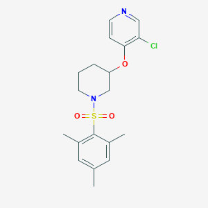 molecular formula C19H23ClN2O3S B2488842 3-Chloro-4-((1-(mesitylsulfonyl)piperidin-3-yl)oxy)pyridine CAS No. 2034497-98-6