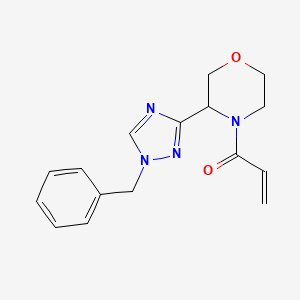 molecular formula C16H18N4O2 B2489961 1-[3-(1-Benzyl-1,2,4-triazol-3-yl)morpholin-4-yl]prop-2-en-1-one CAS No. 2196449-89-3