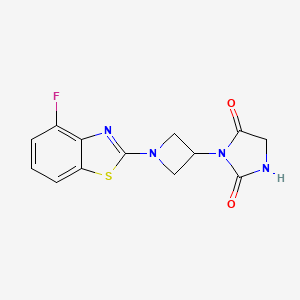 3-[1-(4-Fluoro-1,3-benzothiazol-2-yl)azetidin-3-yl]imidazolidine-2,4-dione
