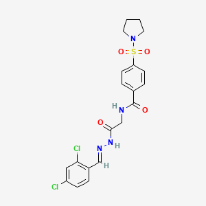 molecular formula C20H20Cl2N4O4S B2491031 (E)-N-(2-(2-(2,4-dichlorobenzylidene)hydrazinyl)-2-oxoethyl)-4-(pyrrolidin-1-ylsulfonyl)benzamide CAS No. 391885-57-7