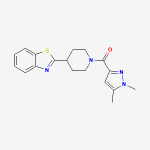 molecular formula C18H20N4OS B2491034 (4-(benzo[d]thiazol-2-yl)piperidin-1-yl)(1,5-dimethyl-1H-pyrazol-3-yl)methanone CAS No. 1014091-98-5