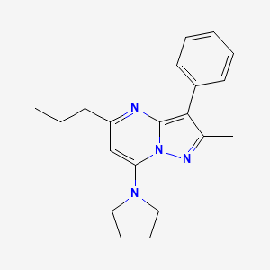 molecular formula C20H24N4 B2491095 2-Methyl-3-phenyl-5-propyl-7-(pyrrolidin-1-yl)pyrazolo[1,5-a]pyrimidine CAS No. 896850-50-3