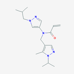 molecular formula C18H27N5O B2491543 N-[(5-Methyl-1-propan-2-ylpyrazol-4-yl)methyl]-N-[1-(2-methylpropyl)pyrazol-4-yl]prop-2-enamide CAS No. 2411302-28-6