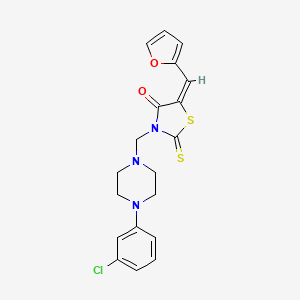 molecular formula C19H18ClN3O2S2 B2492650 (5E)-3-{[4-(3-chlorophenyl)piperazin-1-yl]methyl}-5-(furan-2-ylmethylidene)-2-thioxo-1,3-thiazolidin-4-one CAS No. 327076-19-7