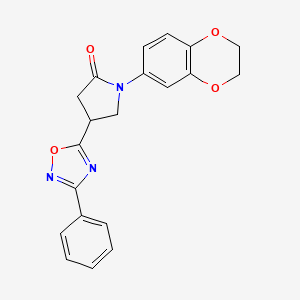 molecular formula C20H17N3O4 B2492819 1-(2,3-Dihydro-1,4-benzodioxin-6-yl)-4-(3-phenyl-1,2,4-oxadiazol-5-yl)pyrrolidin-2-one CAS No. 930670-15-8