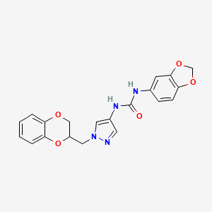 molecular formula C20H18N4O5 B2492862 1-(benzo[d][1,3]dioxol-5-yl)-3-(1-((2,3-dihydrobenzo[b][1,4]dioxin-2-yl)methyl)-1H-pyrazol-4-yl)urea CAS No. 1797875-55-8