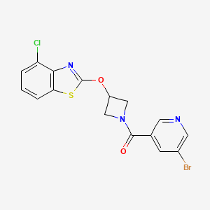 molecular formula C16H11BrClN3O2S B2493134 (5-溴吡啶-3-基)(3-((4-氯苯并[d]噁唑-2-基)氧基)吖唑啉-1-基)甲酮 CAS No. 1396856-87-3