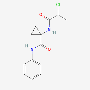 molecular formula C13H15ClN2O2 B2493415 1-(2-Chloropropanoylamino)-N-phenylcyclopropane-1-carboxamide CAS No. 2411290-80-5