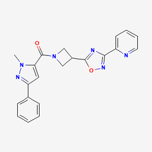 molecular formula C21H18N6O2 B2493756 (1-methyl-3-phenyl-1H-pyrazol-5-yl)(3-(3-(pyridin-2-yl)-1,2,4-oxadiazol-5-yl)azetidin-1-yl)methanone CAS No. 1251545-54-6