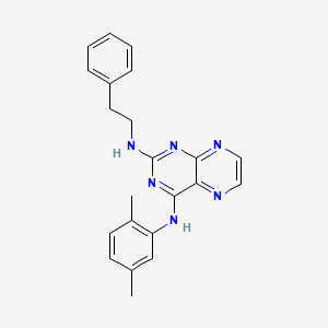 molecular formula C22H22N6 B2494157 (2,5-二甲基苯基){2-[(2-苄基)氨基]喹啉-4-基}胺 CAS No. 946290-47-7