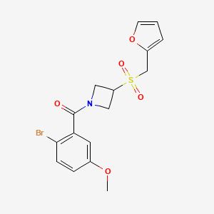 molecular formula C16H16BrNO5S B2494293 (2-溴-5-甲氧基苯基)(3-((呋喃-2-基甲基)磺酰基)氮杂环丁烷-1-基)甲酮 CAS No. 1797847-93-8