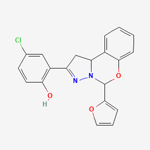 molecular formula C20H15ClN2O3 B2494408 4-chloro-2-(5-(furan-2-yl)-5,10b-dihydro-1H-benzo[e]pyrazolo[1,5-c][1,3]oxazin-2-yl)phenol CAS No. 899973-47-8