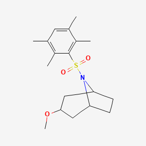 B2495285 (1R,5S)-3-methoxy-8-((2,3,5,6-tetramethylphenyl)sulfonyl)-8-azabicyclo[3.2.1]octane CAS No. 2191214-42-1