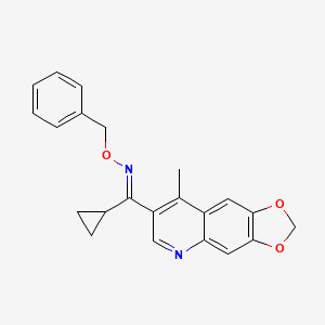 molecular formula C22H20N2O3 B2495920 cyclopropyl(8-methyl[1,3]dioxolo[4,5-g]quinolin-7-yl)methanone O-benzyloxime CAS No. 861208-17-5