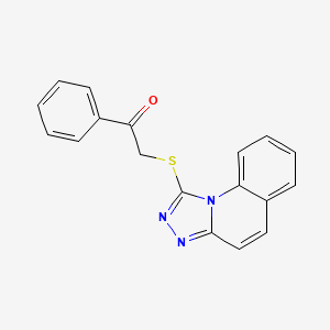 molecular formula C18H13N3OS B2496339 1-Feniletanona, 2-([1,2,4]triazolo[4,3-a]quinolin-1-iltio) CAS No. 690961-51-4