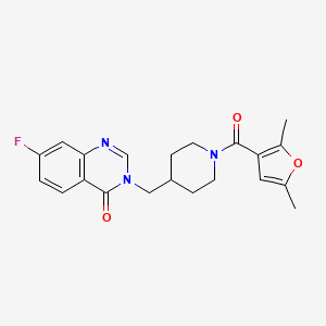 3-[[1-(2,5-Dimethylfuran-3-carbonyl)piperidin-4-yl]methyl]-7-fluoroquinazolin-4-one