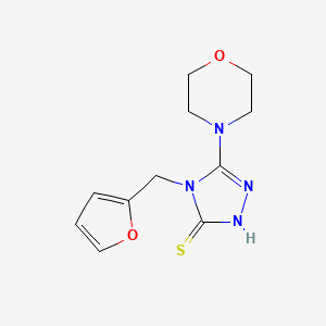 molecular formula C11H14N4O2S B2496623 4-(2-呋喃甲基)-5-吗啉-4-基-4H-1,2,4-三唑-3-硫醇 CAS No. 923789-06-4