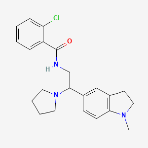 molecular formula C22H26ClN3O B2497469 2-chloro-N-(2-(1-methylindolin-5-yl)-2-(pyrrolidin-1-yl)ethyl)benzamide CAS No. 922088-11-7