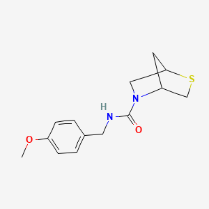 molecular formula C14H18N2O2S B2497904 N-(4-methoxybenzyl)-2-thia-5-azabicyclo[2.2.1]heptane-5-carboxamide CAS No. 2034609-17-9