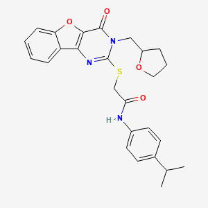 molecular formula C26H27N3O4S B2498004 2-{[4-oxo-3-(tetrahydrofuran-2-ylmethyl)-3,4-dihydro[1]benzofuro[3,2-d]pyrimidin-2-yl]sulfanyl}-N-[4-(propan-2-yl)phenyl]acetamide CAS No. 899942-03-1