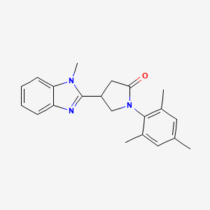 molecular formula C21H23N3O B2498154 1-mesityl-4-(1-methyl-1H-benzo[d]imidazol-2-yl)pyrrolidin-2-one CAS No. 847395-76-0