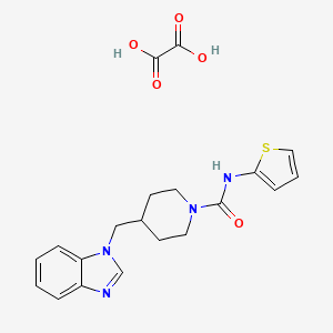 molecular formula C20H22N4O5S B2498229 4-((1H-苯并[d]咪唑-1-基)甲基)-N-(噻吩-2-基)哌啶-1-甲酰胺 草酸盐 CAS No. 1351642-64-2