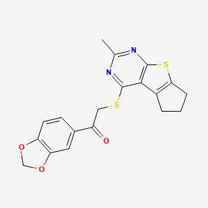 molecular formula C19H16N2O3S2 B2498267 1-(2H-1,3-苯并二氧杂环[5.4.0.0^{2,6}]十二烯-5-基)-2-({10-甲基-7-硫代-9,11-二氮杂三环[6.4.0.0^{2,6}]十二烯-12-基}硫醇基)乙酮 CAS No. 315711-55-8