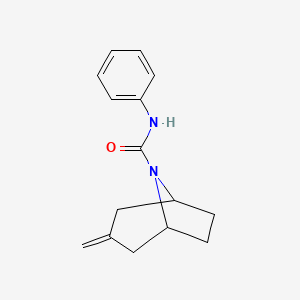 molecular formula C15H18N2O B2498392 (1R,5S)-3-甲烯基-N-苯基-8-氮杂双环[3.2.1]辛烷-8-甲酰胺 CAS No. 2309569-48-8