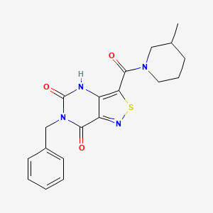 molecular formula C19H20N4O3S B2498465 6-benzyl-3-[(3-methylpiperidino)carbonyl]isothiazolo[4,3-d]pyrimidine-5,7(4H,6H)-dione CAS No. 1251556-63-4