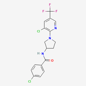 molecular formula C17H14Cl2F3N3O B2498969 4-Chloro-N-[1-[3-chloro-5-(trifluoromethyl)pyridin-2-yl]pyrrolidin-3-yl]benzamide CAS No. 2085690-82-8