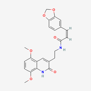 molecular formula C23H22N2O6 B2499099 (Z)-3-(苯并[d][1,3]二噁杂环-5-基)-N-(2-(5,8-二甲氧基-2-氧代-1,2-二氢喹啉-3-基)乙基)丙烯酰胺 CAS No. 851403-58-2