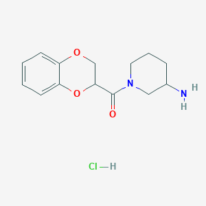 molecular formula C14H19ClN2O3 B2499221 (3-Aminopiperidin-1-yl)(2,3-dihydrobenzo[b][1,4]dioxin-2-yl)methanone hydrochloride CAS No. 1353988-05-2