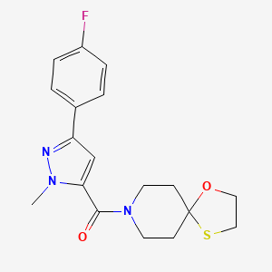 molecular formula C18H20FN3O2S B2499261 (3-(4-氟苯基)-1-甲基-1H-吡唑-5-基)(1-氧代-4-硫代-8-氮杂螺[4.5]癸烷-8-基)甲酮 CAS No. 1396860-90-4