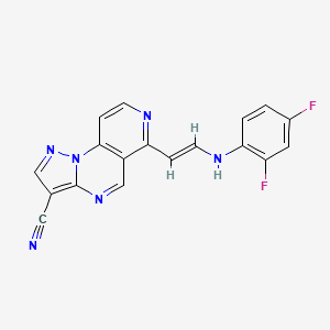 molecular formula C18H10F2N6 B2499387 10-[(E)-2-[(2,4-difluorophenyl)amino]ethenyl]-2,3,7,11-tetraazatricyclo[7.4.0.0^{2,6}]trideca-1(9),3,5,7,10,12-hexaene-5-carbonitrile CAS No. 338411-69-1