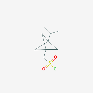 molecular formula C9H15ClO2S B2500088 (3-Propan-2-yl-1-bicyclo[1.1.1]pentanyl)methanesulfonyl chloride CAS No. 2287282-72-6
