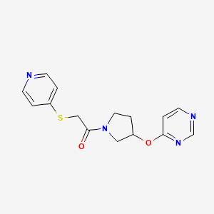 molecular formula C15H16N4O2S B2500918 2-(Pyridin-4-ylthio)-1-(3-(pyrimidin-4-yloxy)pyrrolidin-1-yl)ethanone CAS No. 2034328-14-6