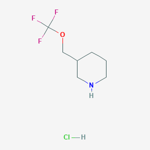 molecular formula C7H13ClF3NO B2501035 3-(三氟甲氧基甲基)哌啶；盐酸盐 CAS No. 1799284-86-8