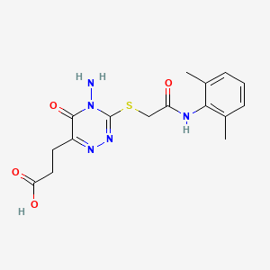 molecular formula C16H19N5O4S B2501339 3-[4-氨基-3-[2-(2,6-二甲基苯胺基)-2-氧代乙基]硫代-5-氧代-1,2,4-三嗪-6-基]丙酸 CAS No. 896169-84-9