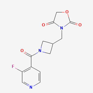 molecular formula C13H12FN3O4 B2501422 3-((1-(3-氟异烟酰基)氮杂环丁-3-基)甲基)恶唑烷-2,4-二酮 CAS No. 2034610-60-9