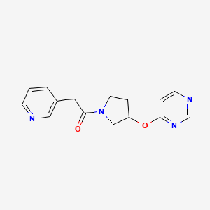 molecular formula C15H16N4O2 B2501641 2-(Pyridin-3-yl)-1-(3-(pyrimidin-4-yloxy)pyrrolidin-1-yl)ethanone CAS No. 2034360-89-7