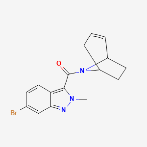 molecular formula C16H16BrN3O B2501839 (1R,5S)-8-氮杂双环[3.2.1]辛-2-烯-8-基(6-溴-2-甲基-2H-吲唑-3-基)甲酮 CAS No. 1798046-83-9