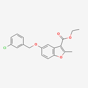 molecular formula C19H17ClO4 B2501988 乙酸乙酯 5-[(3-氯苯基)甲氧基]-2-甲基-1-苯并呋喃-3-羧酸酯 CAS No. 307552-35-8
