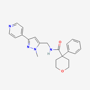 N-[(2-Methyl-5-pyridin-4-ylpyrazol-3-yl)methyl]-4-phenyloxane-4-carboxamide