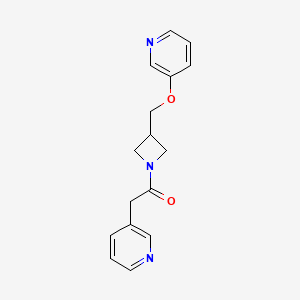 molecular formula C16H17N3O2 B2503896 2-(Pyridin-3-yl)-1-{3-[(pyridin-3-yloxy)methyl]azetidin-1-yl}ethan-1-one CAS No. 2380040-60-6