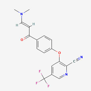 molecular formula C18H14F3N3O2 B2504538 3-[4-[(E)-3-(dimethylamino)prop-2-enoyl]phenoxy]-5-(trifluoromethyl)pyridine-2-carbonitrile CAS No. 338959-77-6