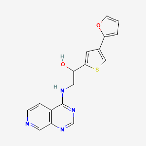 1-[4-(Furan-2-yl)thiophen-2-yl]-2-({pyrido[3,4-d]pyrimidin-4-yl}amino)ethan-1-ol