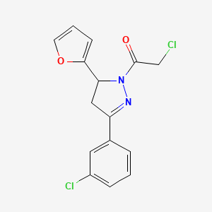 2-chloro-1-[3-(3-chlorophenyl)-5-(furan-2-yl)-4,5-dihydro-1H-pyrazol-1-yl]ethan-1-one