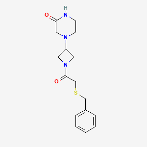 molecular formula C16H21N3O2S B2505686 4-[1-(2-Benzylsulfanylacetyl)azetidin-3-yl]piperazin-2-one CAS No. 2415469-13-3